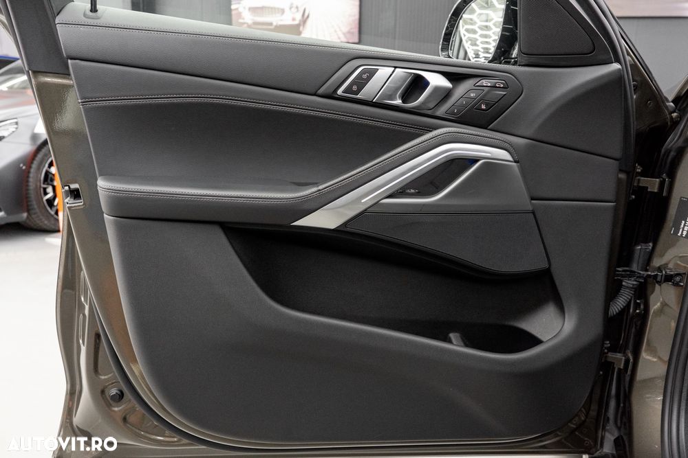 BMW X6 xDrive40i - 39
