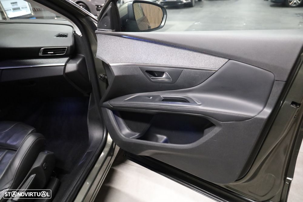 Peugeot 5008 BlueHDI 130 EAT8 Allure Pack - 35