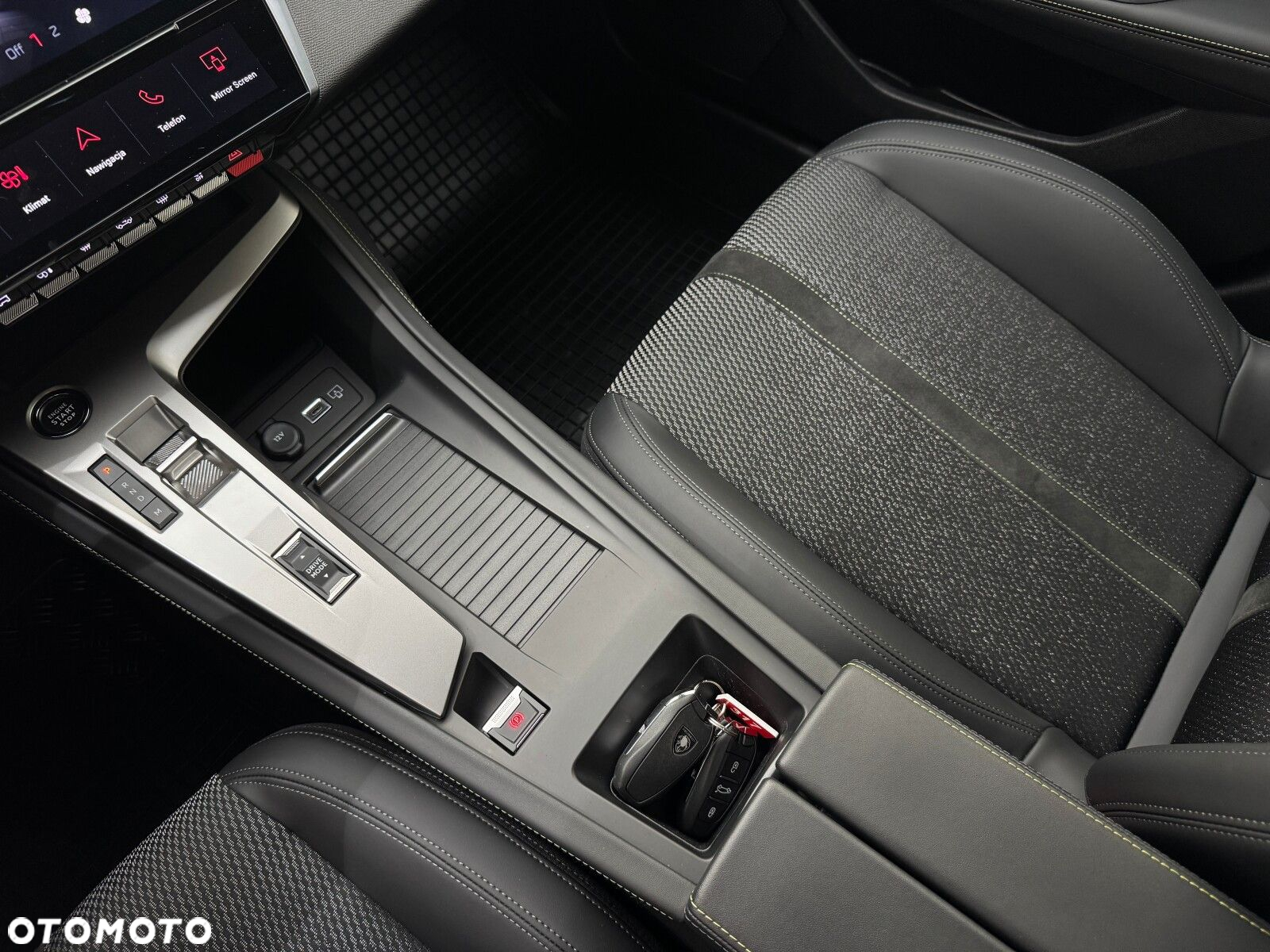 Peugeot 308 1.2 PureTech GT S&S EAT8 - 24