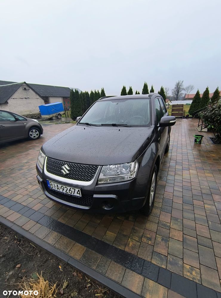 Suzuki Grand Vitara - 2