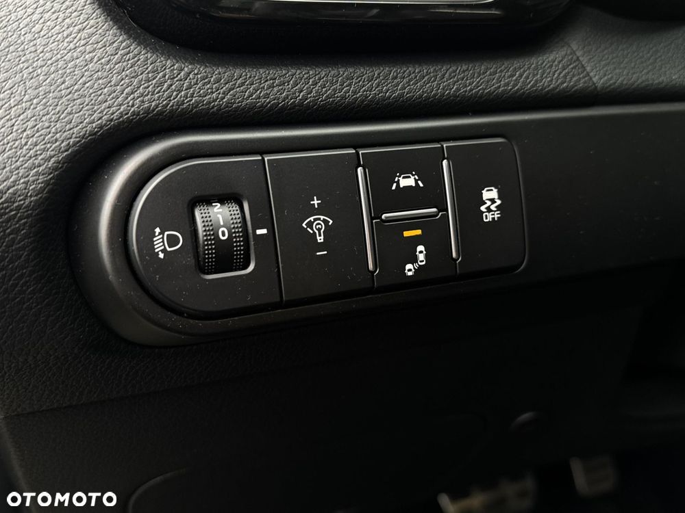 Kia Ceed 1.4 T-GDI L Business Line DCT - 31