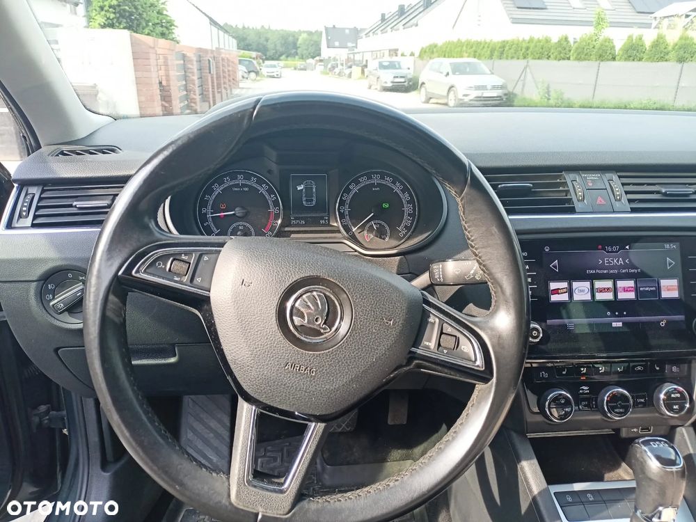 Skoda Octavia 2.0 TDI SCR Ambition DSG - 3