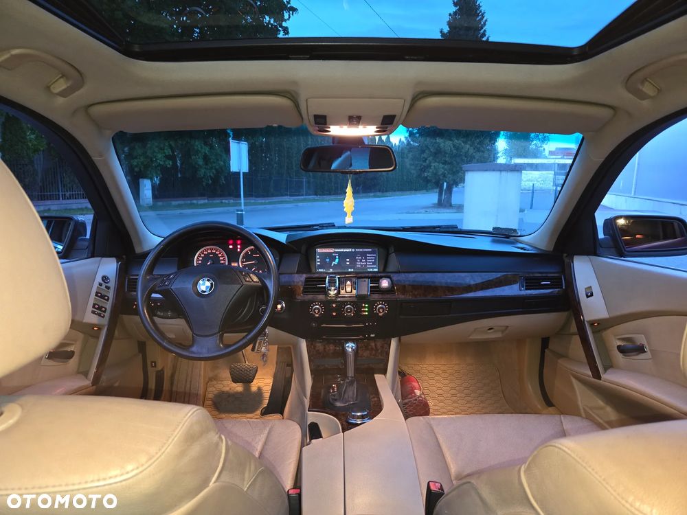 BMW Seria 5 - 33