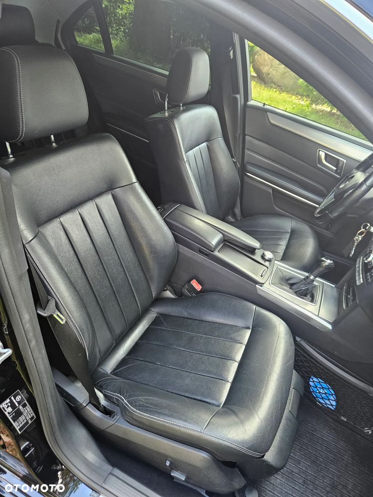 Mercedes-Benz Klasa E 220 BlueTEC Avantgarde - 29