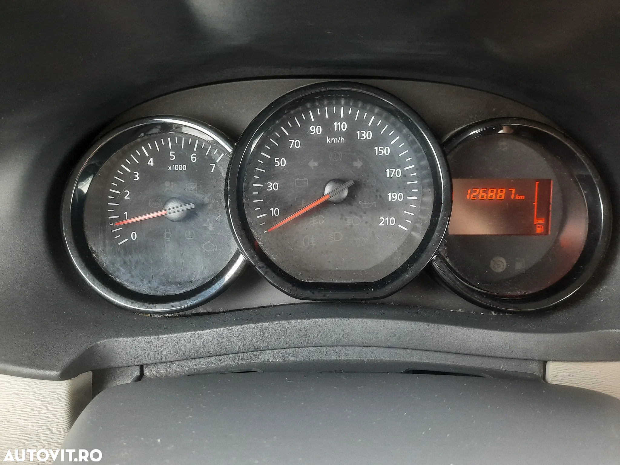 Dacia Lodgy 1.6 102 CP Laureate - 13