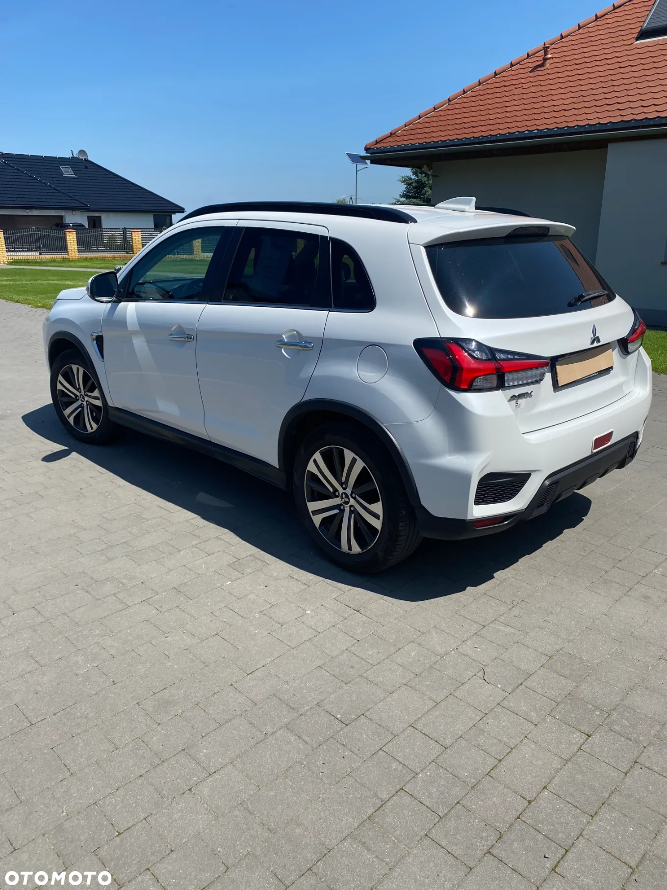 Mitsubishi ASX - 5