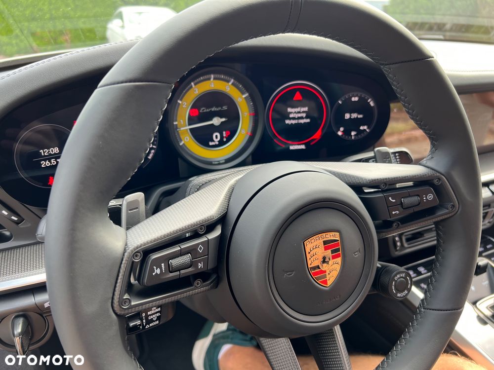 Porsche 911 Turbo S - 12