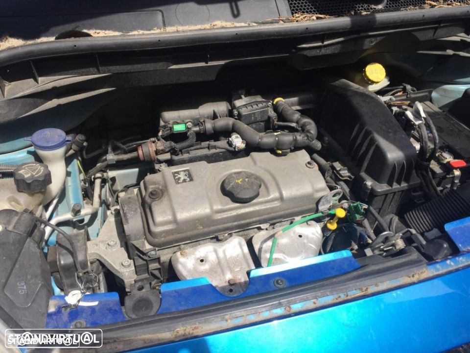 Peugeot 1007 1.4 i de 2006 para peças - 4