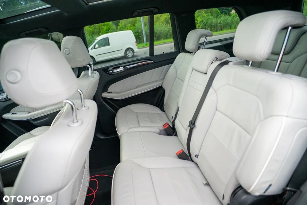 Mercedes-Benz GL 350 BlueTEC 4Matic 7G-TRONIC - 23