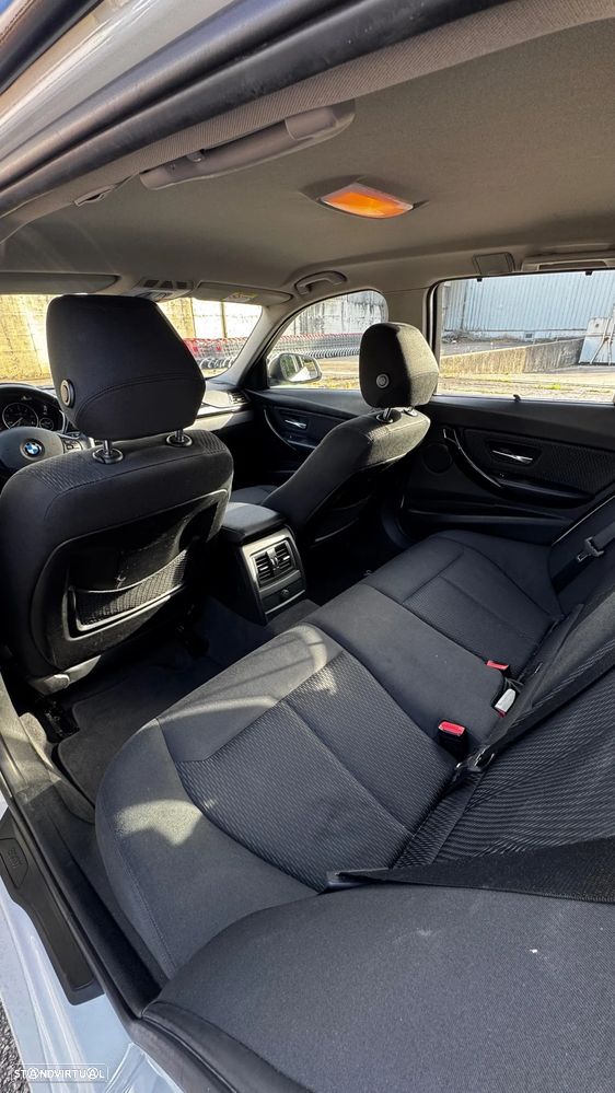 BMW 318 d Touring Sport Line - 9