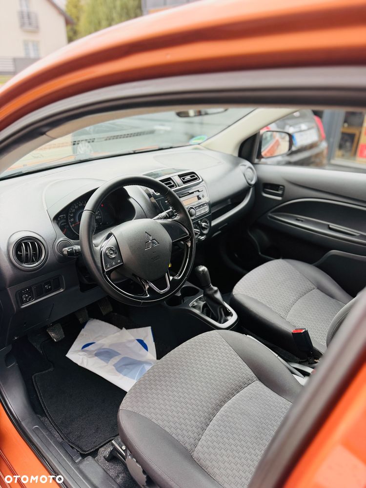 Mitsubishi Space Star AS&G 1.2 Spirit+ Black - 14