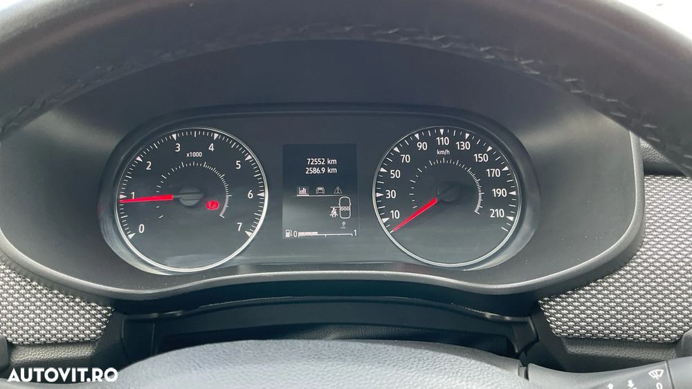 Dacia Sandero Stepway TCe 90 MT6 Comfort - 11