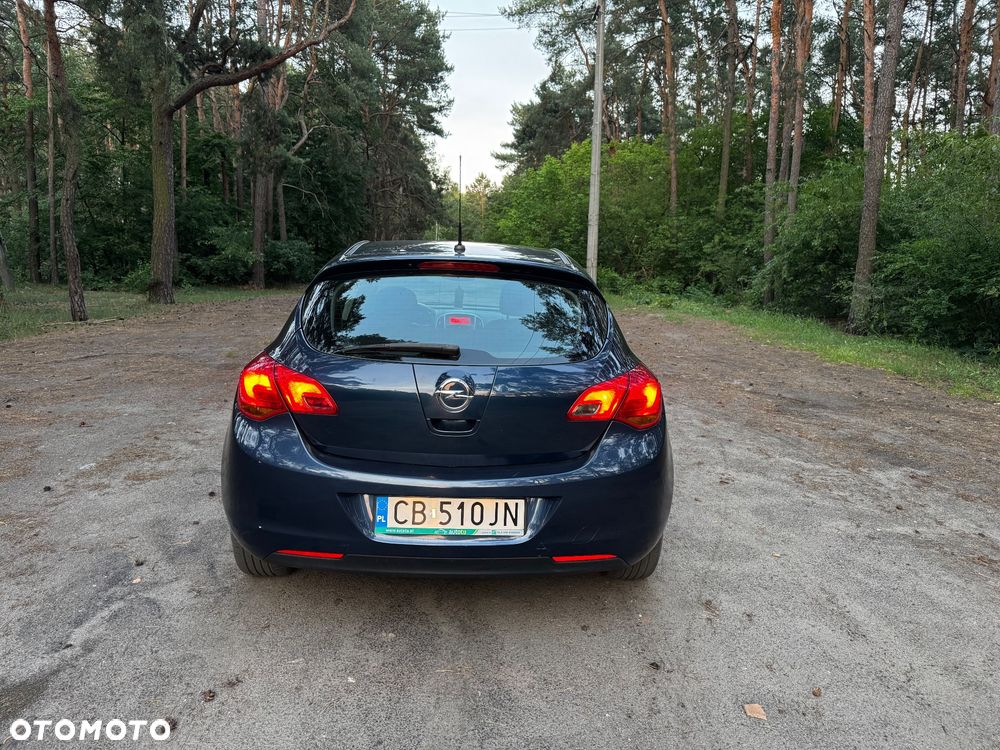 Opel Astra 1.6 - 19