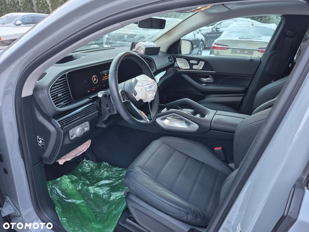 Mercedes-Benz GLE - 36
