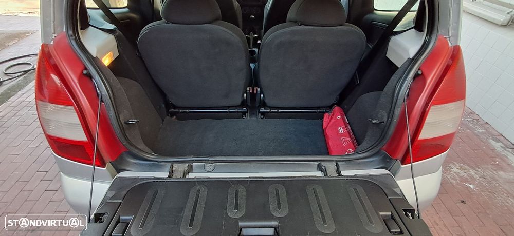 Citroën C2 1.1 VTR Airdream - 12