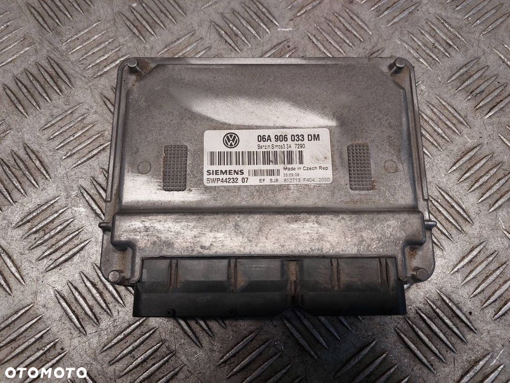 ZESTAW STARTOWY OCTAVIA I 1.6 8V FL 1U0920801B 06A906033DM 4B090851C - 4