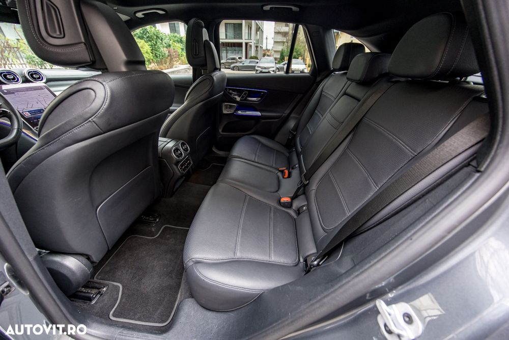 Mercedes-Benz GLC 300 d 4MATIC MHEV - 18