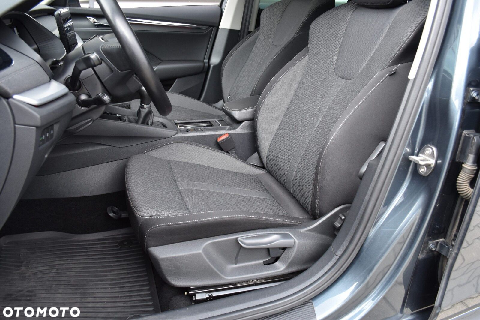 Skoda Octavia 1.5 TSI ACT Style - 29