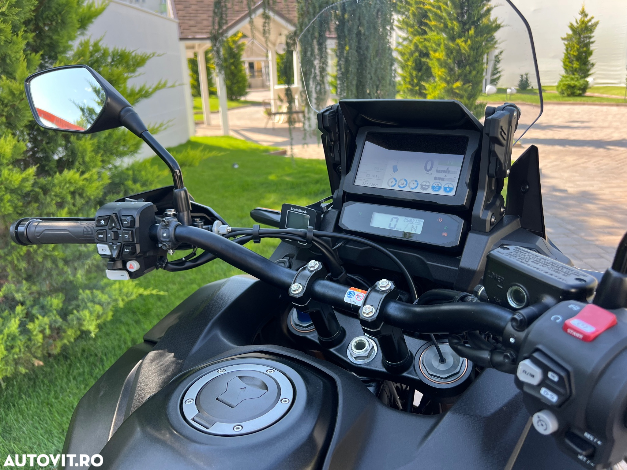 Honda Africa Twin - 16