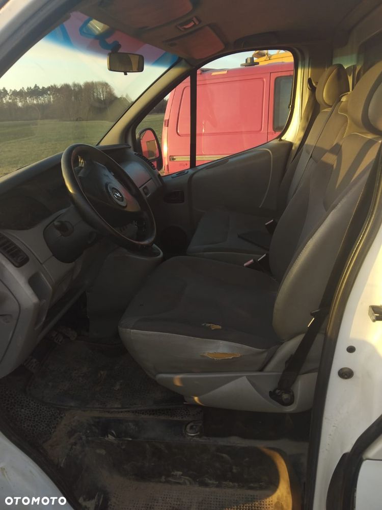Opel Vivaro - 5