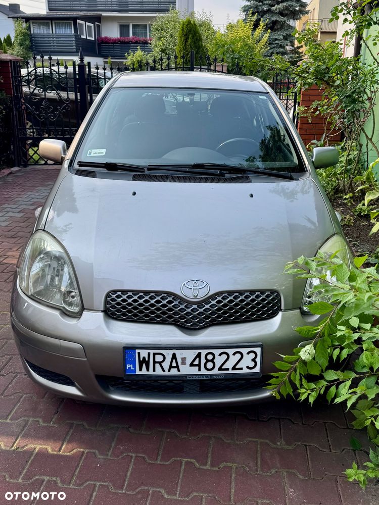 Toyota Yaris - 2