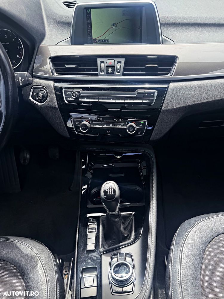 BMW X1 sDrive16d xLine - 23