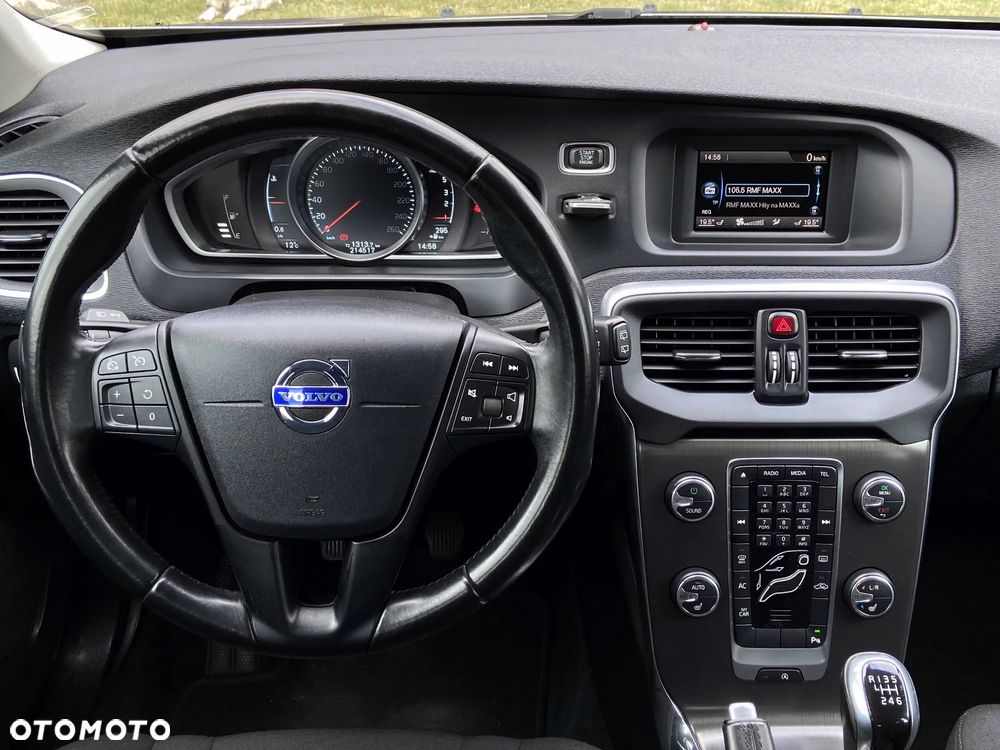 Volvo V40 D2 You - 6