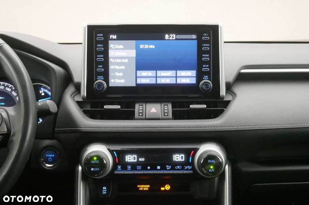 Toyota RAV4 - 10