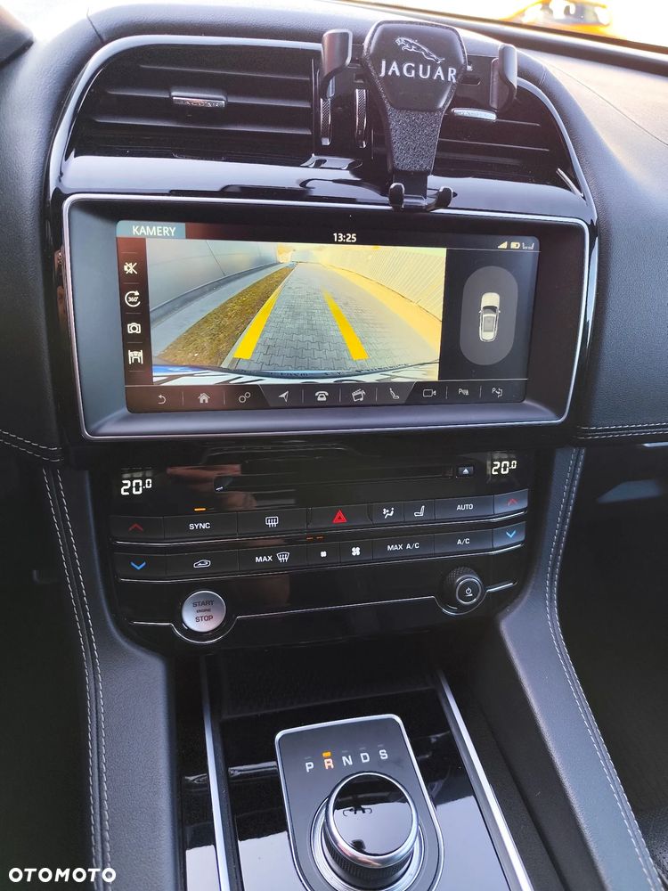 Jaguar F-Pace 3.0 V6 AWD S - 10