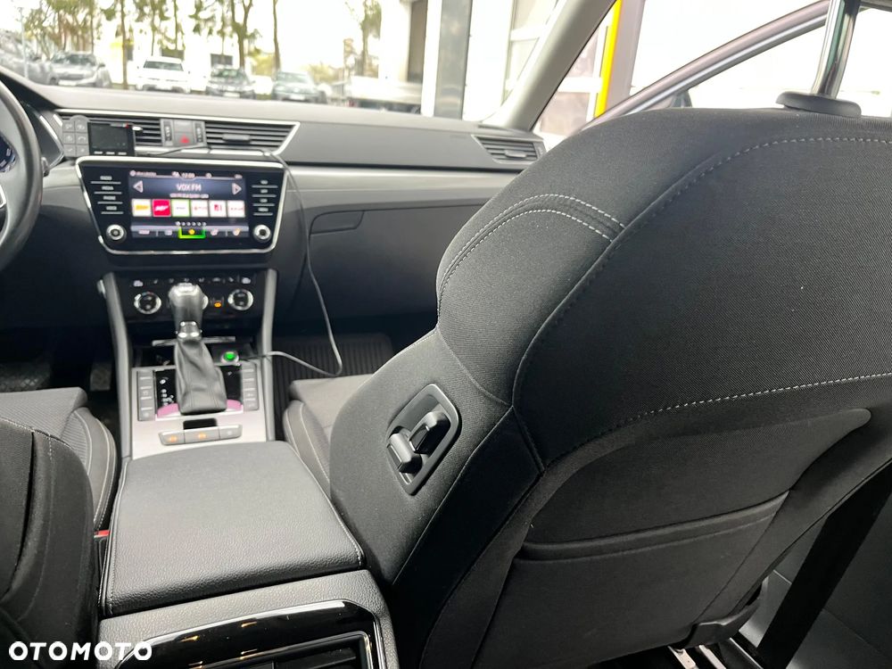 Skoda Superb 2.0 TDI SCR 4x4 Style DSG - 25