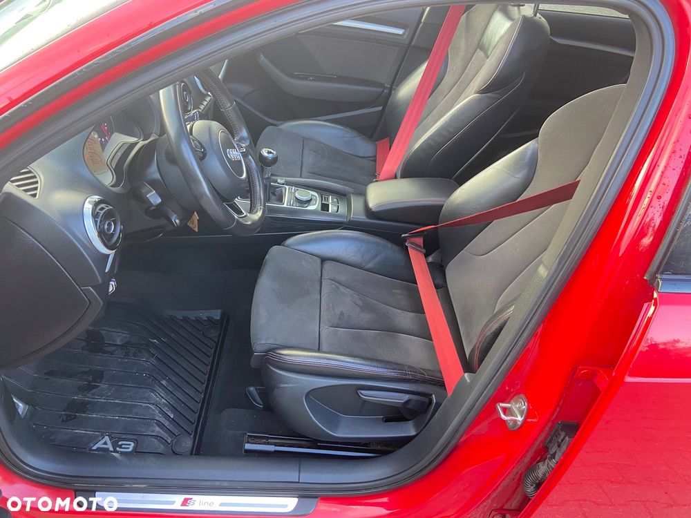 Audi A3 Sportback 1.6 TDI (clean diesel) S line Sportpaket - 6
