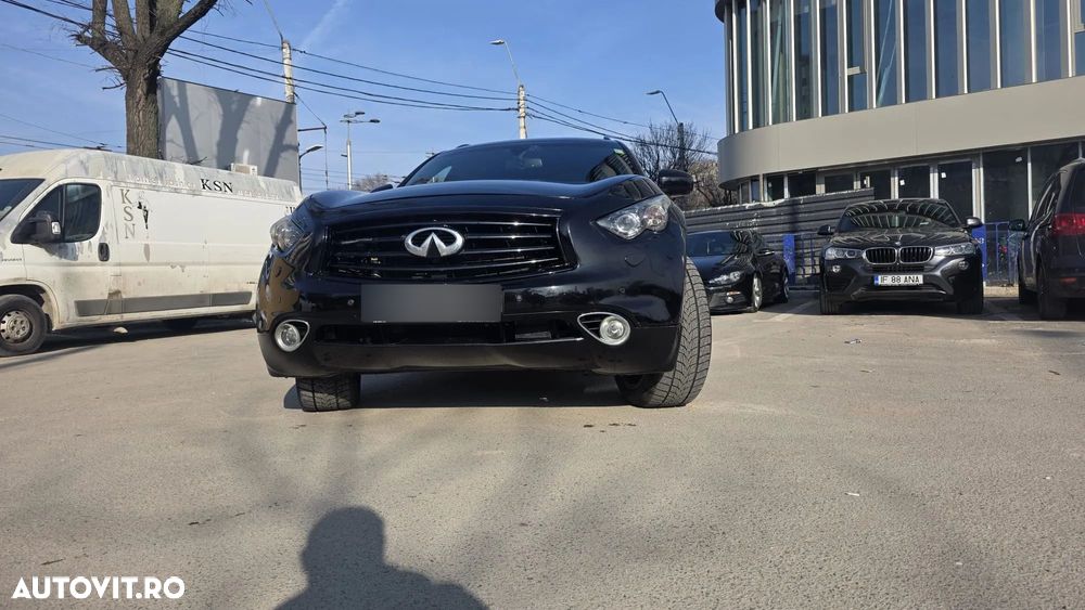 Infiniti QX70 3.7 AWD Aut. S Premium - 8