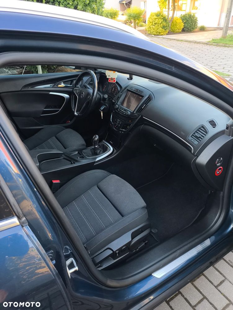 Opel Insignia 2.0 CDTI Cosmo S&S - 17