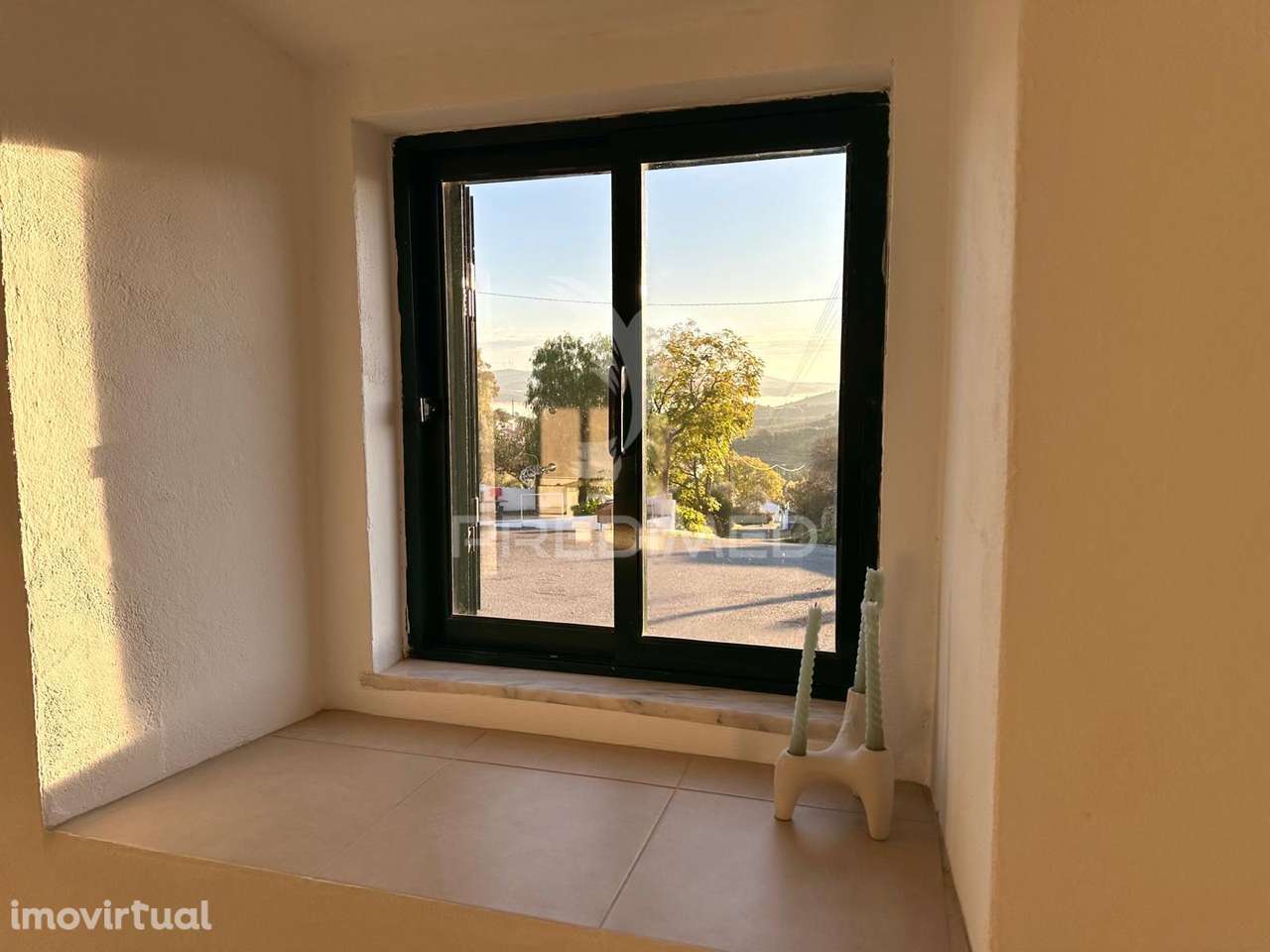 O Refúgio Perfeito: Onde o Conforto Moderno Encontra a Alma Alentejana - Grande imagem: 2/27