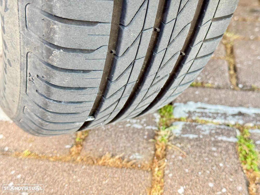 Peugeot 206 1.1 Color Line - 8