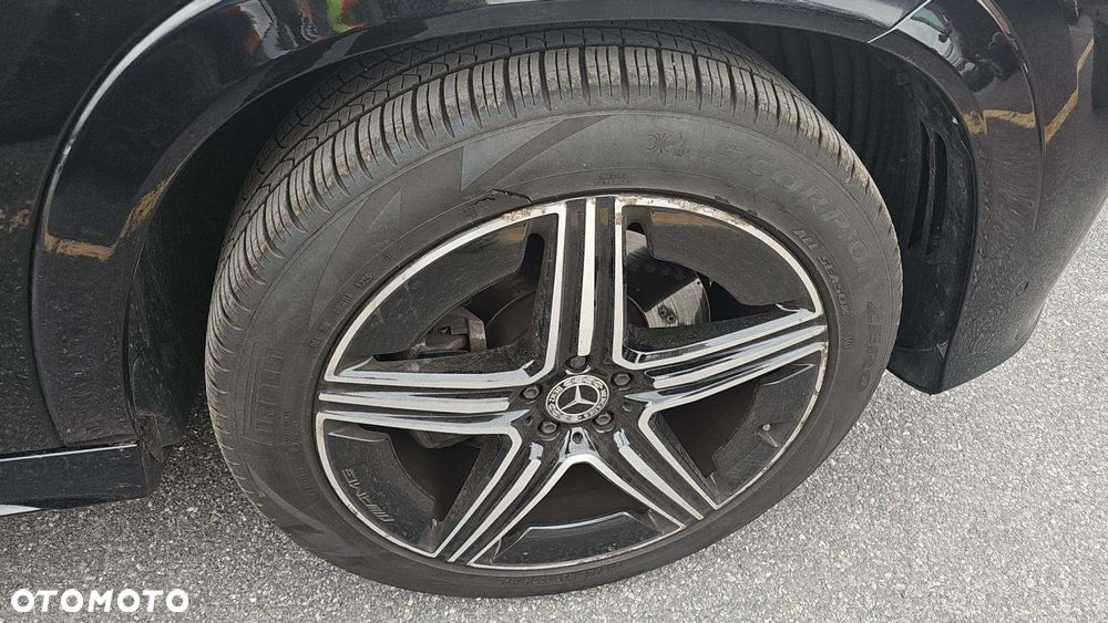 Mercedes-Benz GLE - 13