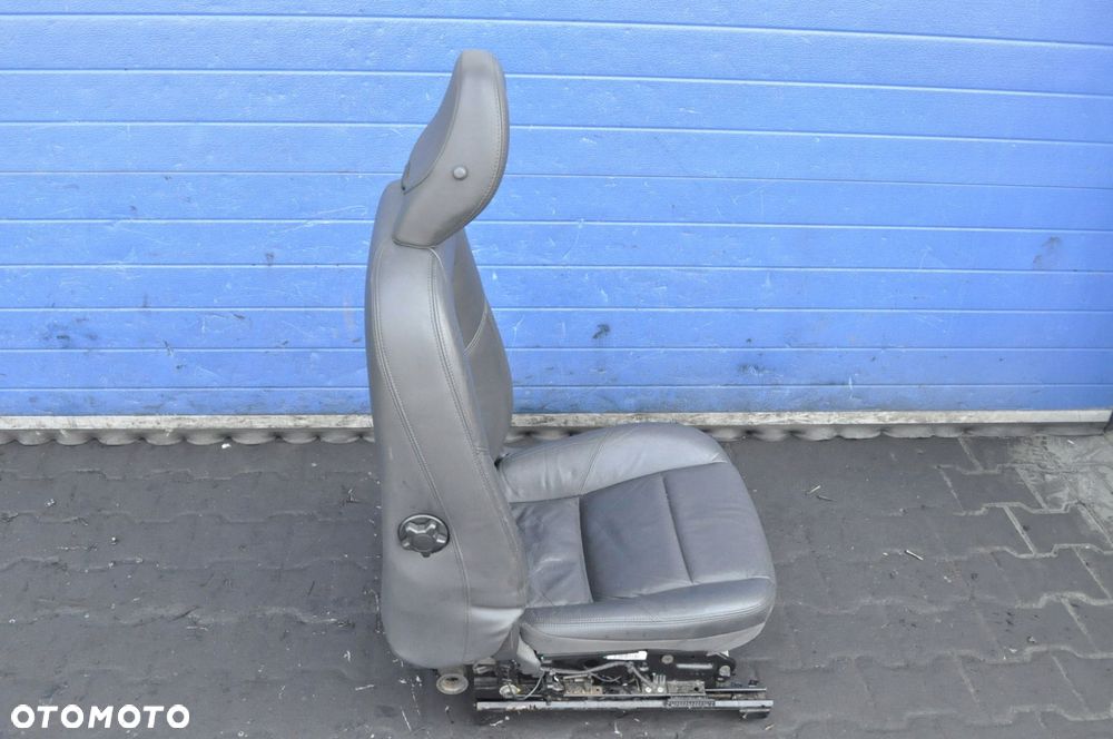 VOLVO C30 FOTEL KIEROWCY SKÓRA - 9