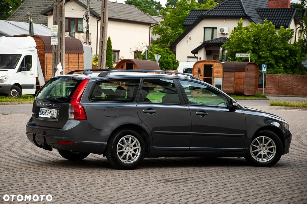 Volvo V50 1.6D DPF DRIVe Kinetic - 16