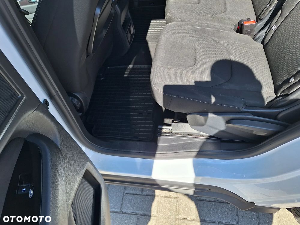 Ford S-Max 2.0 TDCi Titanium PowerShift - 20