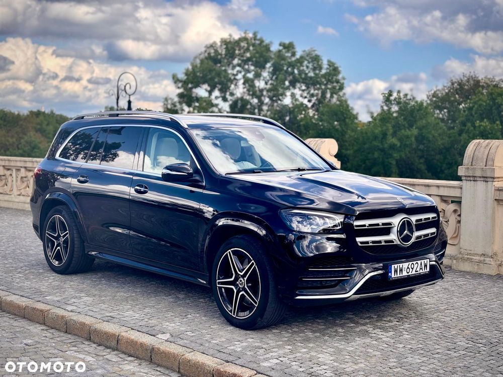Mercedes-Benz GLS - 1