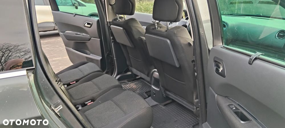 Peugeot 5008 1.6 THP Premium + - 10