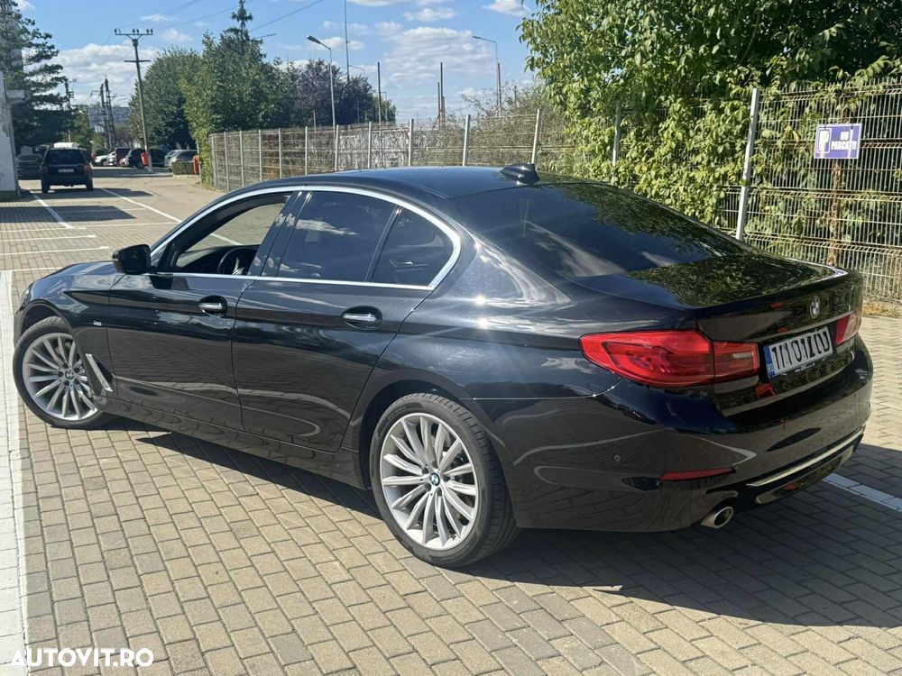 BMW Seria 5 530d xDrive Aut. Luxury Line - 2