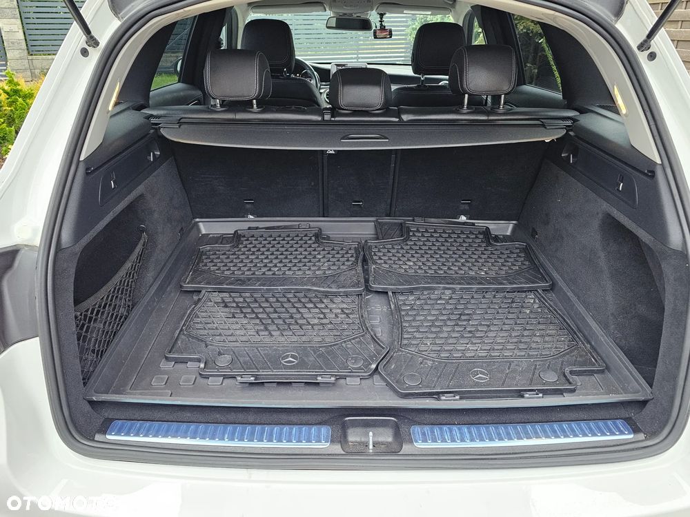 Mercedes-Benz GLC 250 4Matic 9G-TRONIC Exclusive - 10