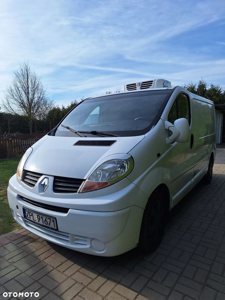 Renault Trafic - 1