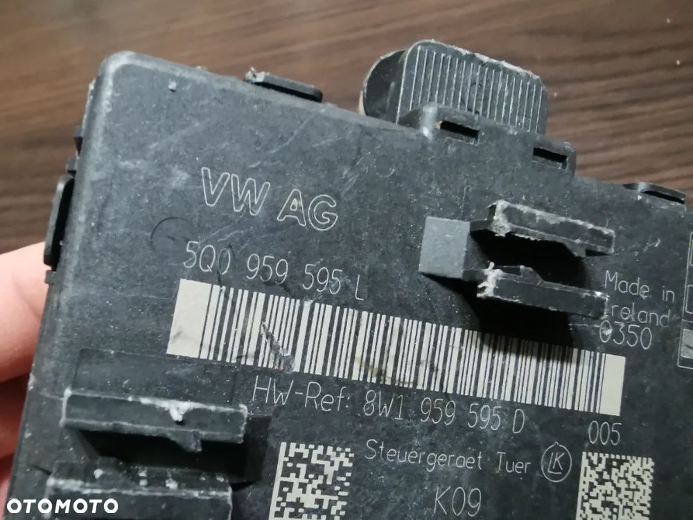 VW Audi Moduł drzwi lewy tył sterownik 5Q0959595L - 2