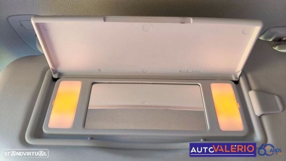 Peugeot 3008 1.5 BlueHDi Allure EAT8 - 28