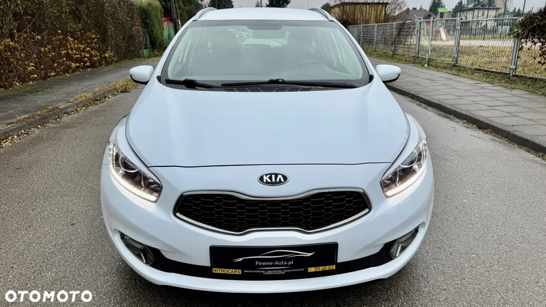 Kia Ceed 1.4 CVVT SW Dream-Team Edition - 4