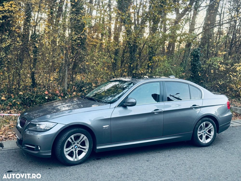 BMW Seria 3 320d xDrive DPF Aut. Edition Exclusive - 14