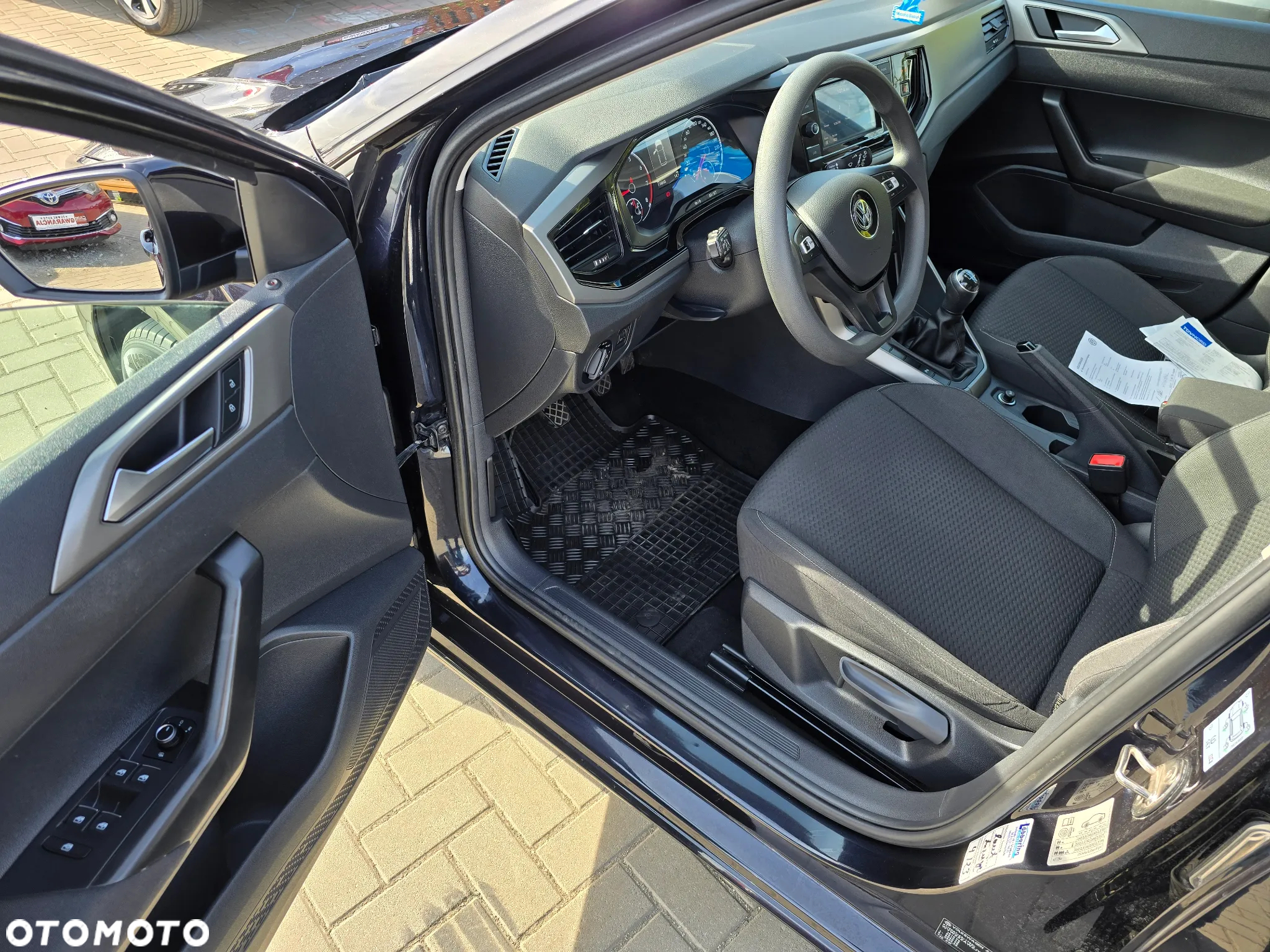 Volkswagen Polo - 8