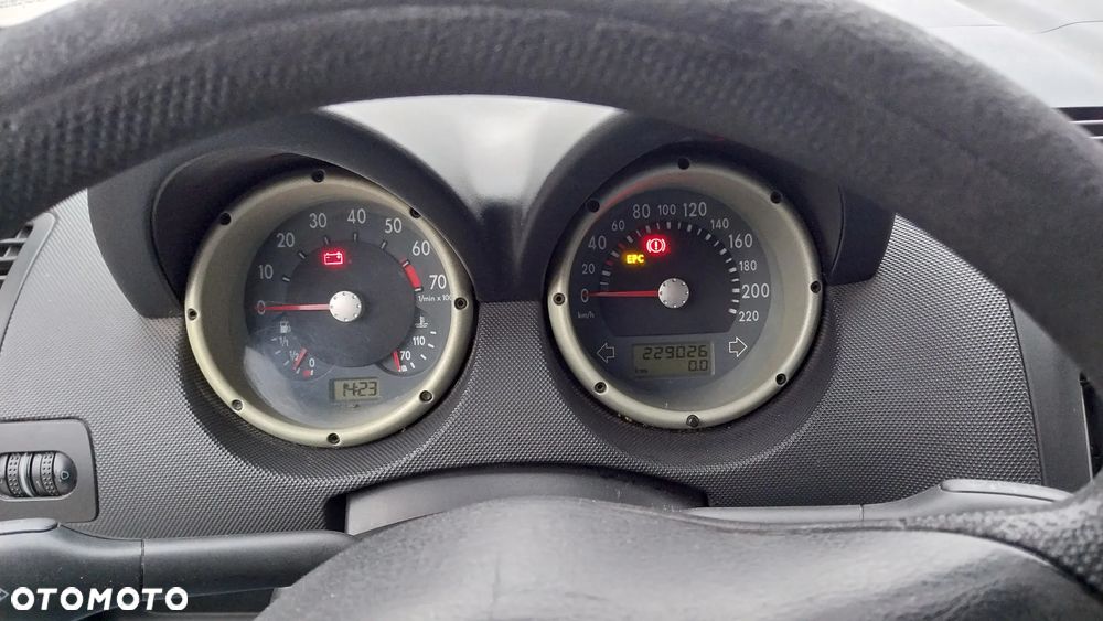 Volkswagen Lupo 1.0 - 11